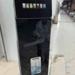 آبسردکن دیجیتال جیپاس مدل GWD17043 با پنل لمسی